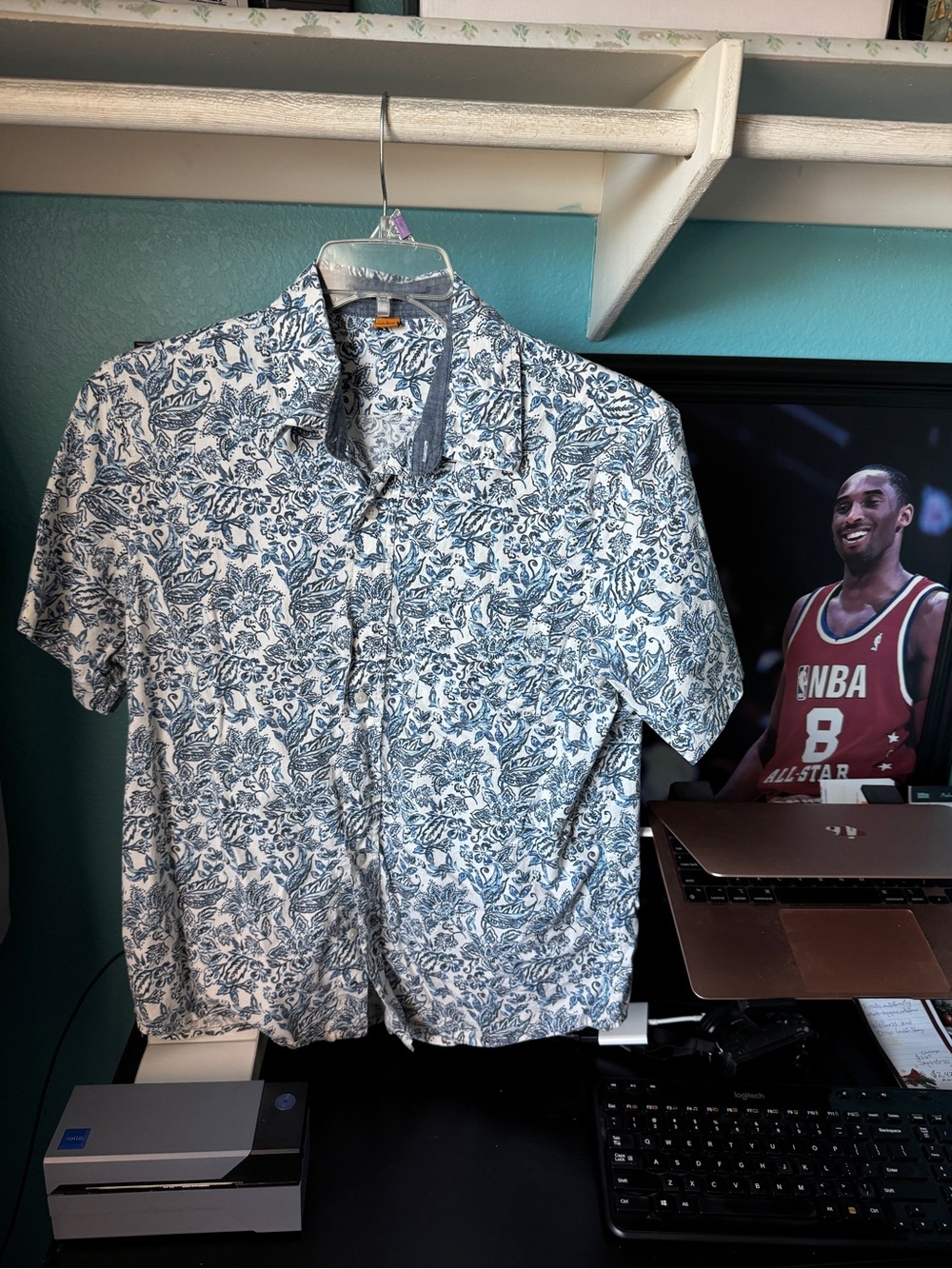 Men's Floral Short-Sleeve Button-Up Shirt - Tailor Vintage